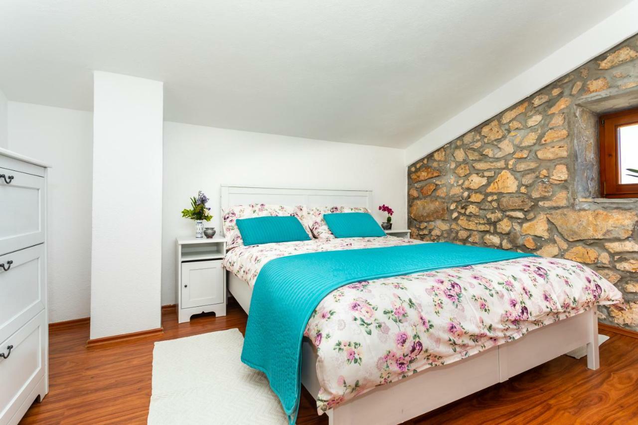 Villa Korina Pinezići Buitenkant foto