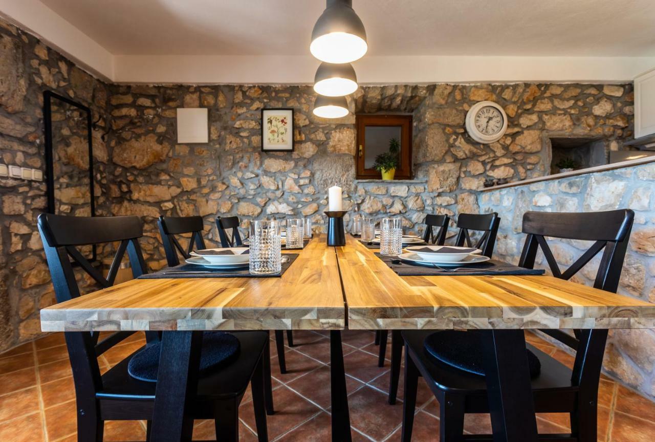 Villa Korina Pinezići Buitenkant foto