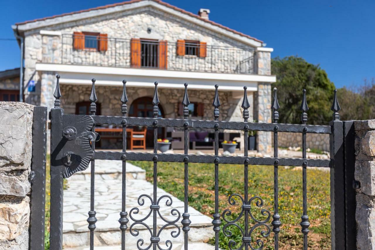 Villa Korina Pinezići Buitenkant foto
